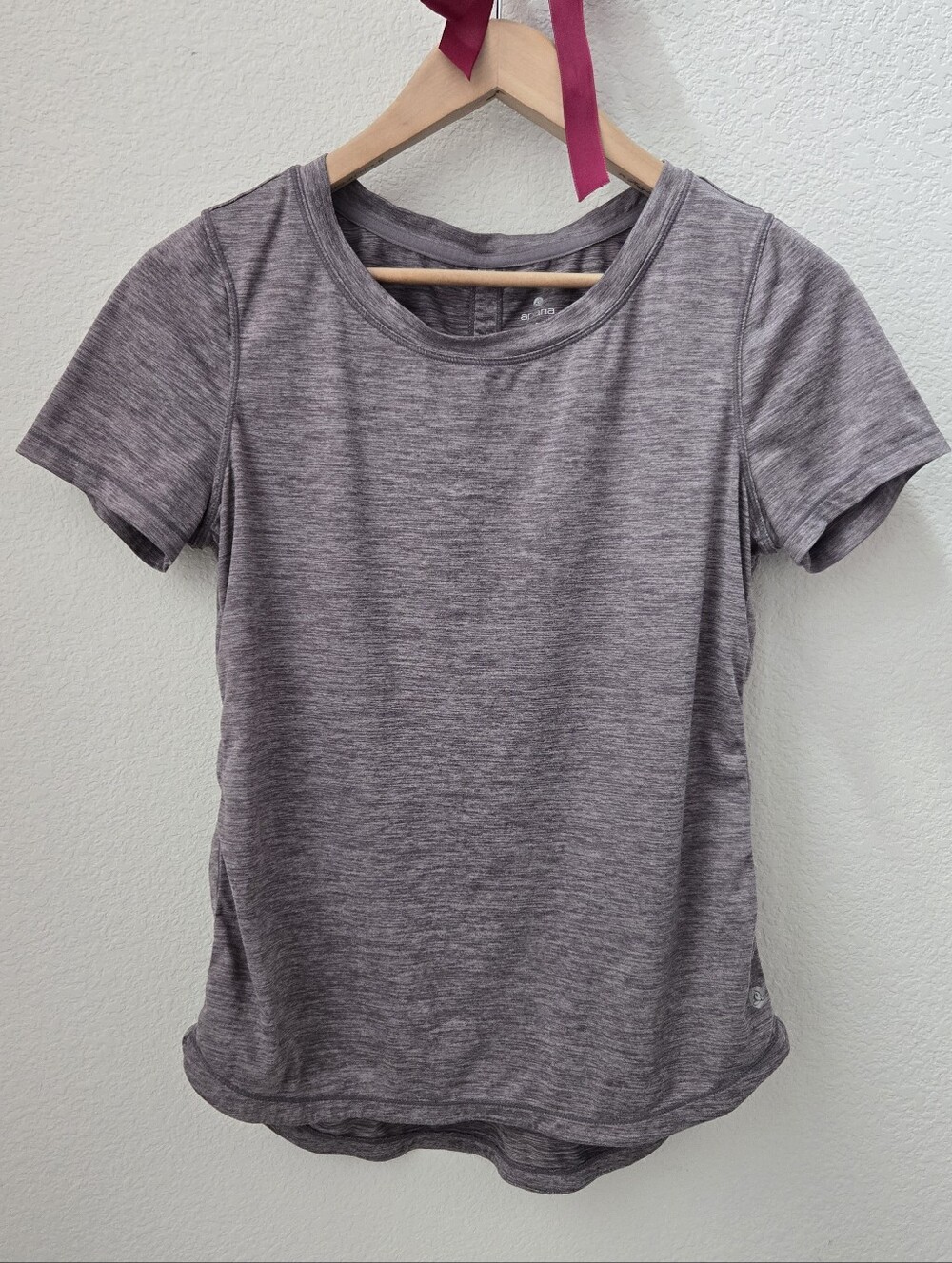 Bundle (7) Active Shirts - Picture 2 of 9